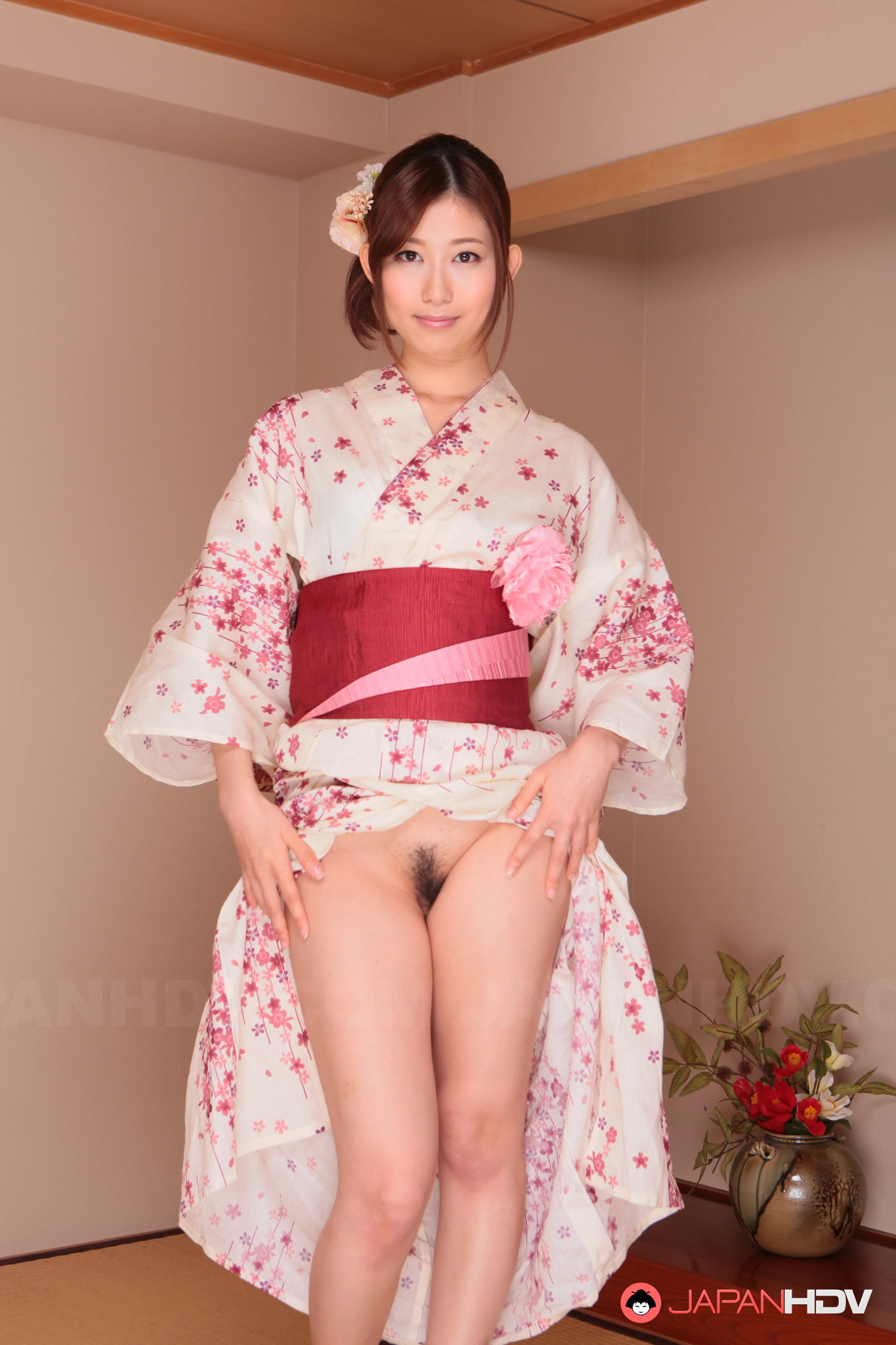 Natsume Inagawa Shows Round Boobs And Hairy Pussy Under Kimono Japan Hdv